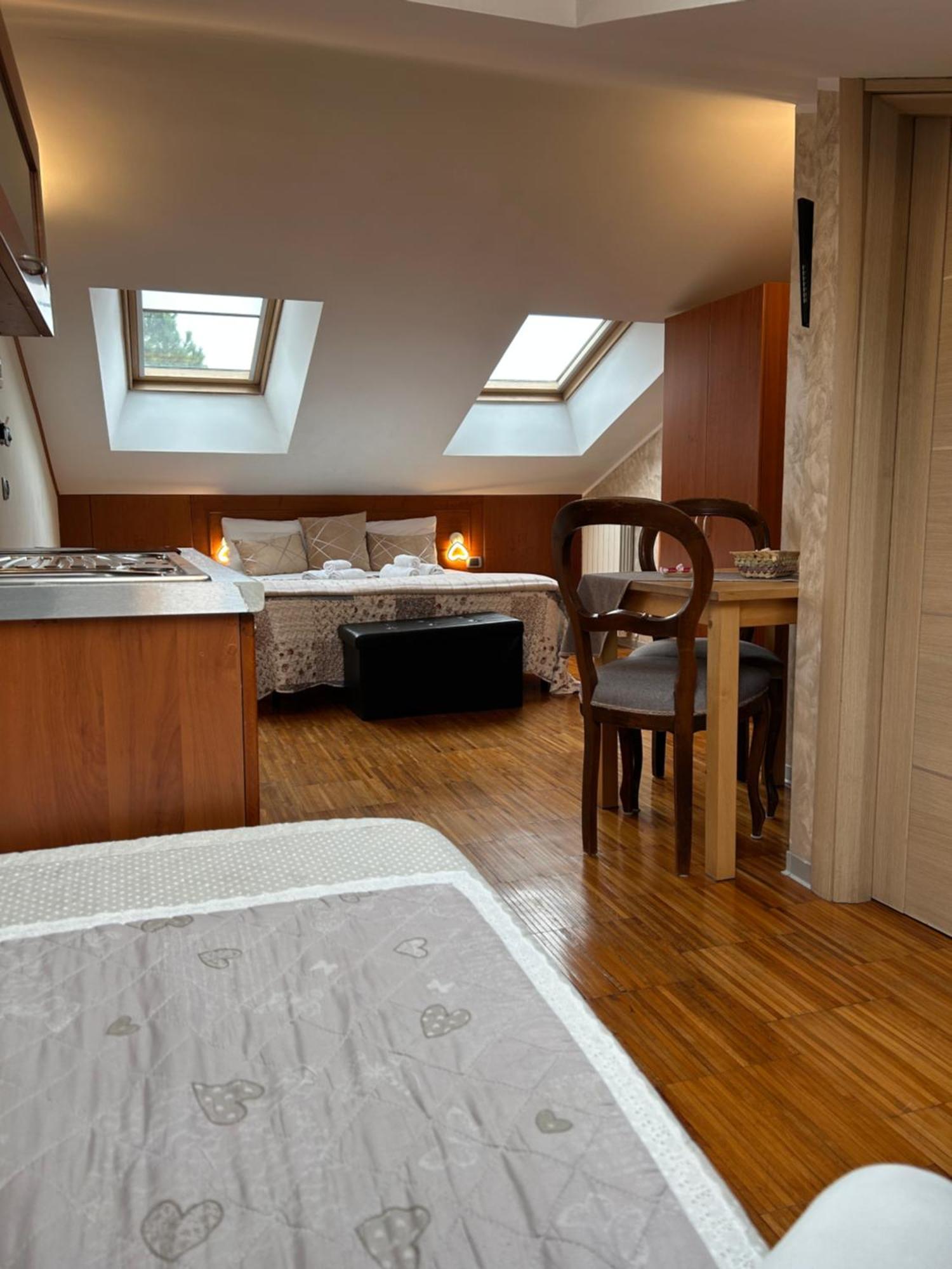 רומא Aurelia Garden Gold B&B מראה חיצוני תמונה