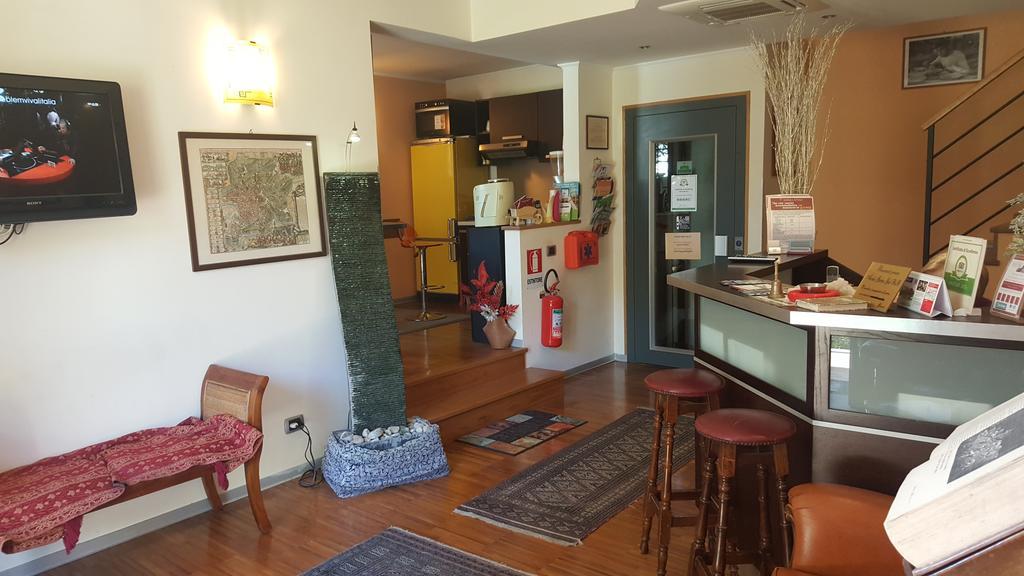 רומא Aurelia Garden Gold B&B מראה חיצוני תמונה