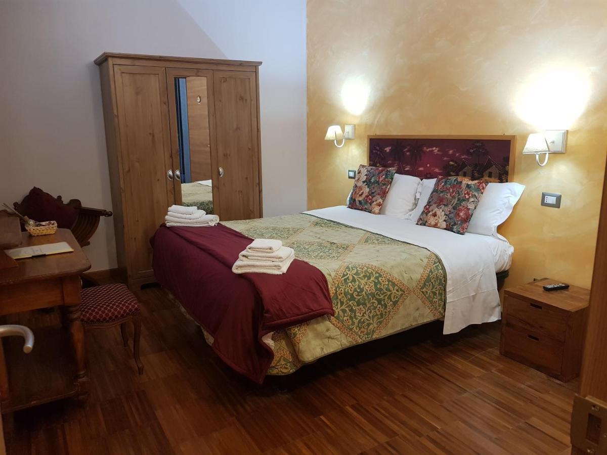 רומא Aurelia Garden Gold B&B מראה חיצוני תמונה
