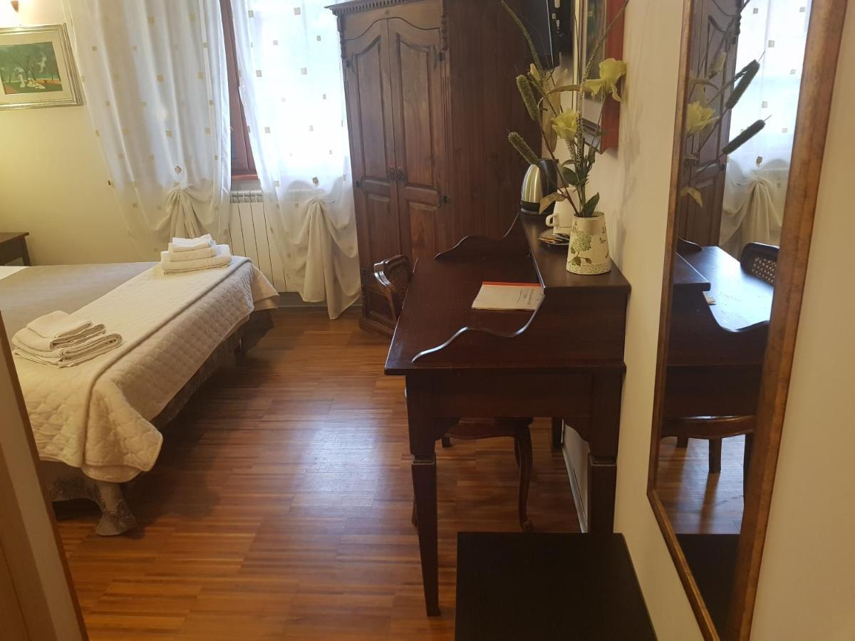 רומא Aurelia Garden Gold B&B מראה חיצוני תמונה